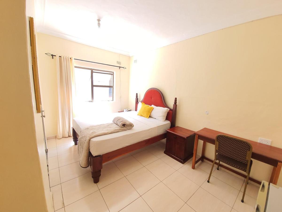 הארארה The Palace Guest House מראה חיצוני תמונה