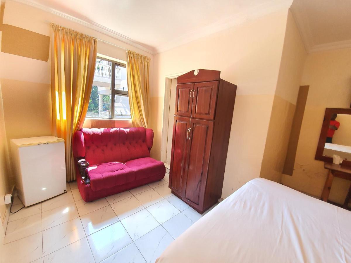 הארארה The Palace Guest House מראה חיצוני תמונה