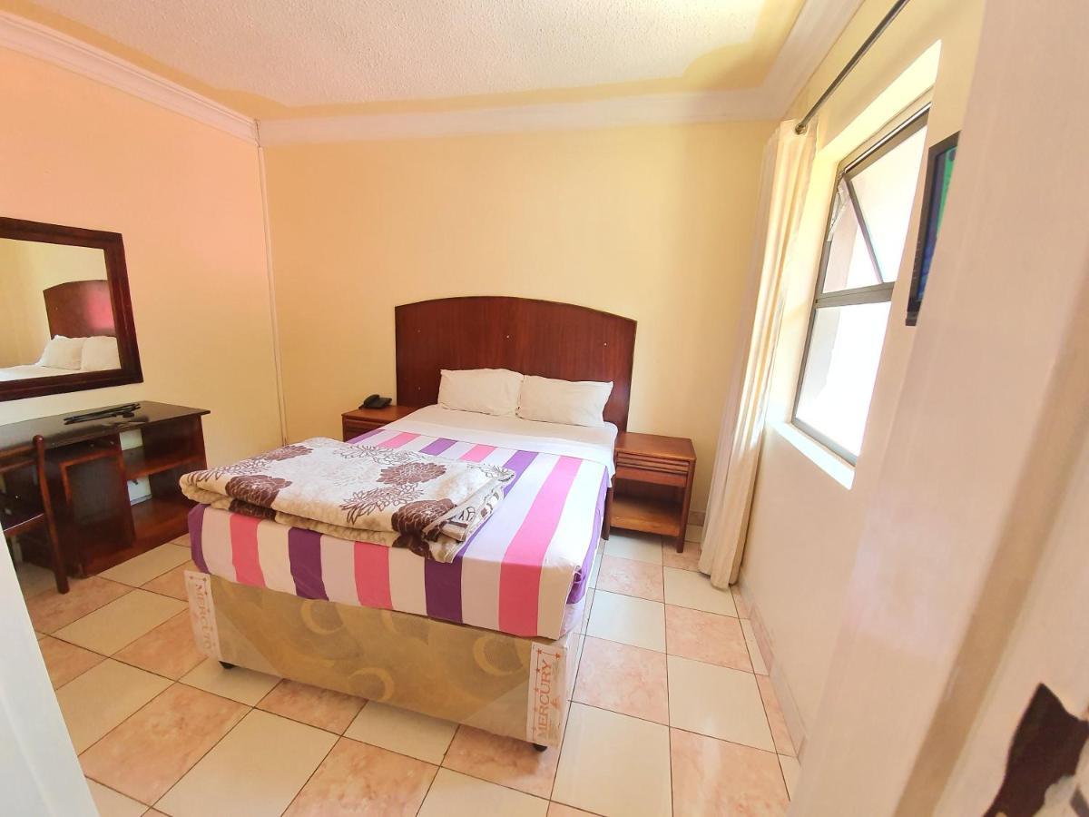 הארארה The Palace Guest House מראה חיצוני תמונה