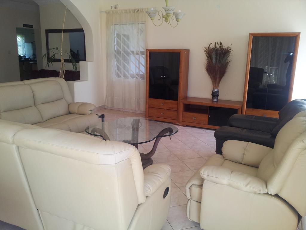 הארארה The Palace Guest House מראה חיצוני תמונה