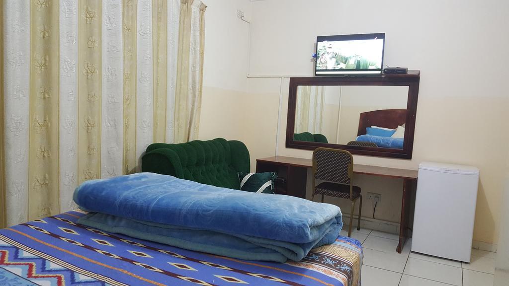 הארארה The Palace Guest House מראה חיצוני תמונה