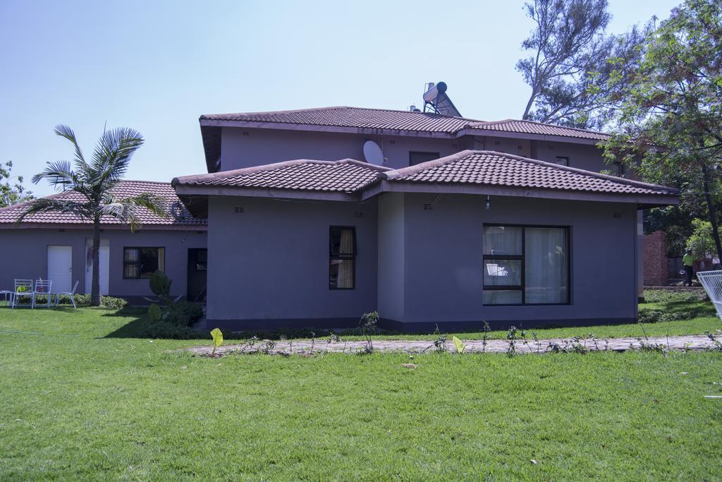 הארארה The Palace Guest House מראה חיצוני תמונה